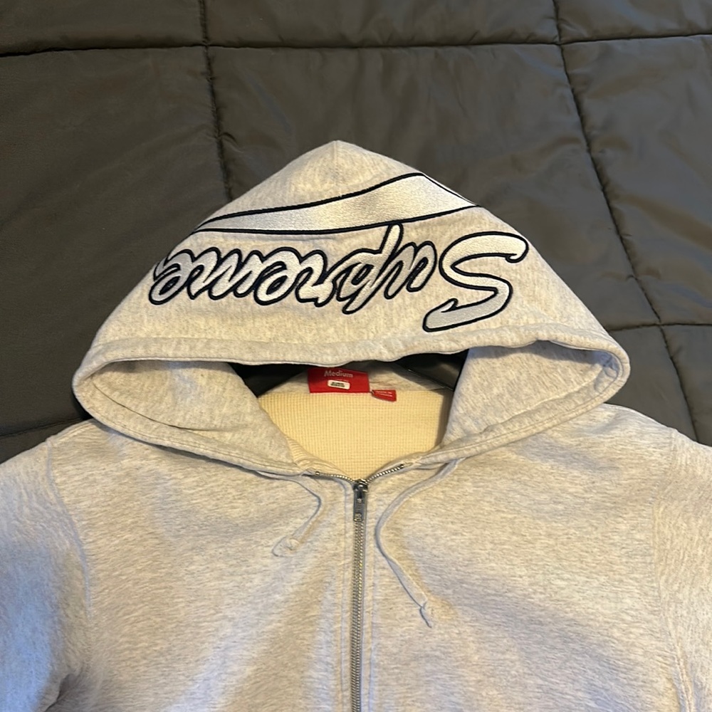 Grey waffle thermal lined full zip. Size M